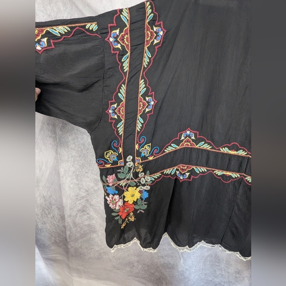 Johnny Was Black Floral Embroidered Blouse - Picture 9 of 15